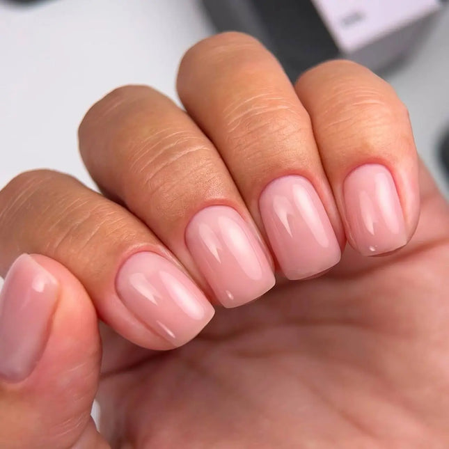 Saga Builder Gel Veil №10 Персик 15 мл