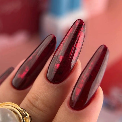 Luna Lac de Unghii Gel №262 Kiss Roșu Intens 8ml