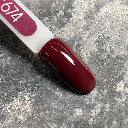 Ojă semipermanentă MOON №674 Dark Marsala 8ml