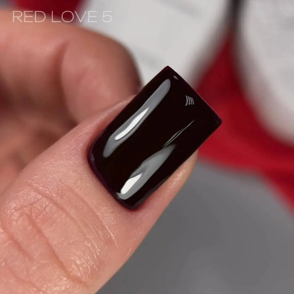Ojă semipermanentă Saga Love Red №5 Vinete 10ml