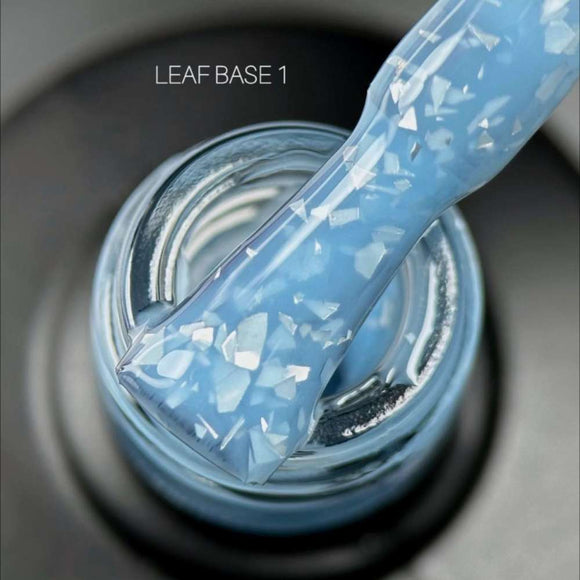 Saga Leaf Base №01 Albastru vivid cu folie argintie 9ml