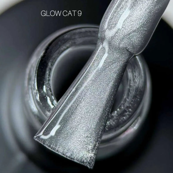 Saga Cat Eye Glow №9 Металлический серебряный 10 мл